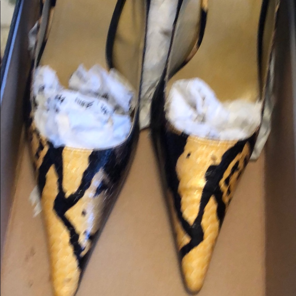 Women’s Sexy Michael Antonio size 9 heels